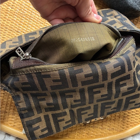 Vintage Fendi Zucca Baquette Shoulder Bag - Picture 7 of 11